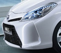 Toyota Siap Perlihatkan Yaris Hibrida Bulan Depan
