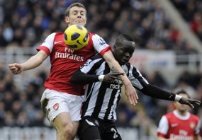 Wilshere Berkicau Soal Wasit 