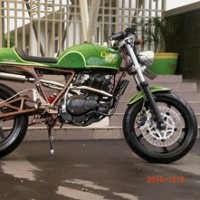 Thunder Ala Motor Balap Klasik