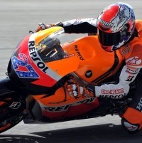 Stoner Ulas Rasa Honda yang Beda