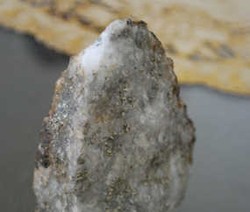 Warga di Pagaralam Sumsel Temukan Bongkahan Batu Emas