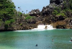 Pulau Sempu The Beachnya Indonesia