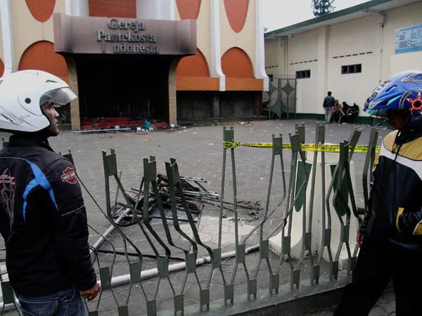 Rusuh di Temanggung, 3 Gereja Dirusak