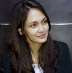 Luna Maya Diimbau untuk Tidak Bicara Macam-macam