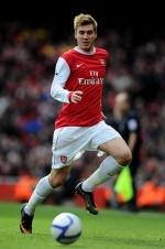 Bendtner: Saya Layak Digaji Setara Bintang Film