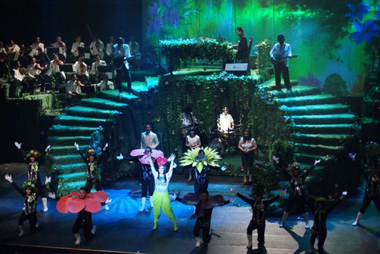 Konser Swara Sang Dewi