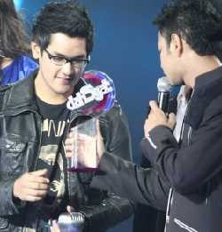 Afgan Pilih Konser Erwin Gutawa Ketimbang Ospek di Kampus