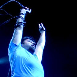 Usai Konser di Jakarta, Deftones Santap Sate
