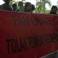 Mahasiswa Unair Tuntut Iuran IKOMA Dihapus