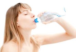 Bisakah Kurang Minum Memicu Serangan Jantung? 