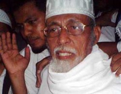 Massa Baasyir Mulai Datangi PN Jaksel, 1.500 Polisi Telah Siaga