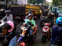Baasyir Disidang, Ampera Macet