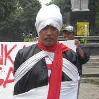 Puluhan Orang Gelar Aksi Damai Tuntut Harga Sembako Turun