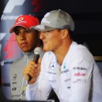 Hamilton Coret Schumacher dari Persaingan Juara