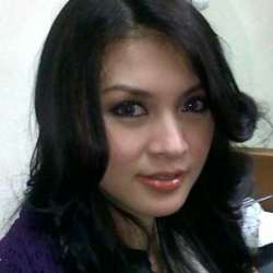 Donita Tak Merasa Cantik