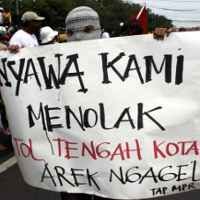 Pemerintah & Dewan Dituntut Batalkan Tol Tengah Surabaya