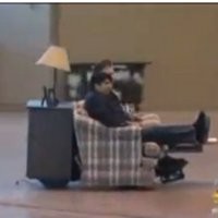 Wah, Ada Sofa Bisa Jalan!