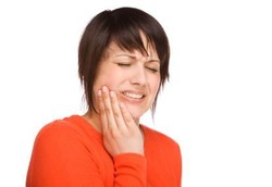 Pengobatan Darurat Sakit Gigi Sebelum ke Dokter Gigi