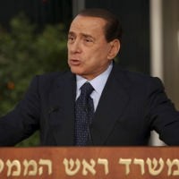 Skandal Seks Berlusconi Mendapat Kecaman dari Ibu-ibu Italia