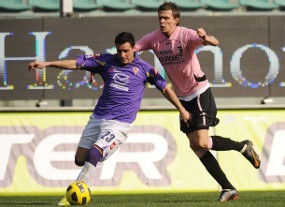 Fiorentina Permalukan Palermo 4-2