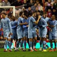 Spurs Masuk Klub 1.000