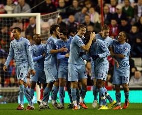Spurs Masuk Klub 1.000