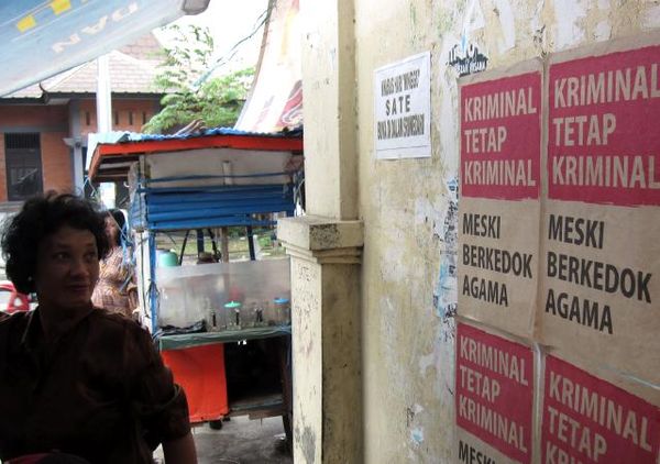 Poster Tolak Kekerasan SARA Merebak di Solo 