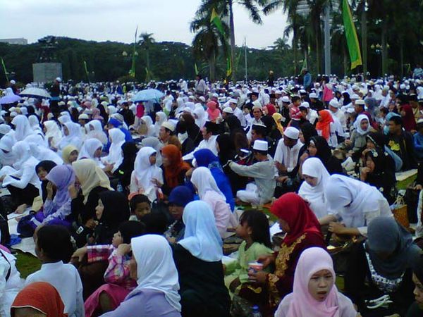 Dzikir Akbar Memperingati Maulid Nabi