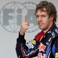 Untuk Kendarai Ferrari, Vettel Rela Bayar Alonso