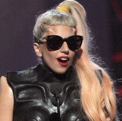 Lady Gaga Suka Hisap Ganja Saat Menulis Lagu