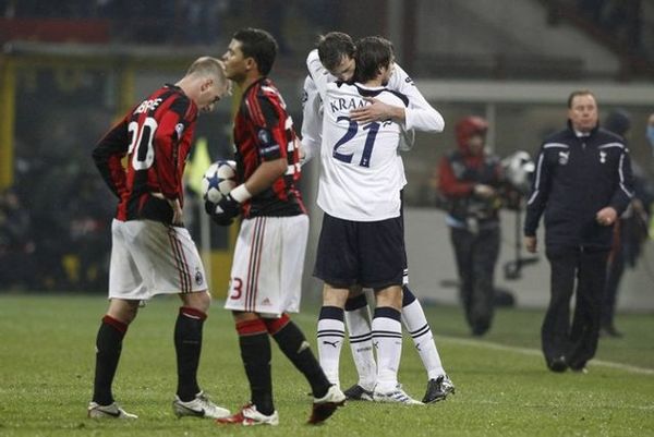 Spurs Bungkam Milan