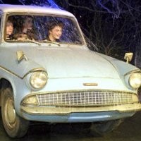 Mobil Terbang Harry Potter Dilelang