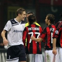 Flamini Menyesal dengan Tekelnya