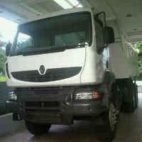 Renault Kembangkan Pasar Komersial