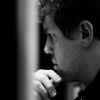 Vettel: Pembalap ya Balapan, Bukan Main Tombol