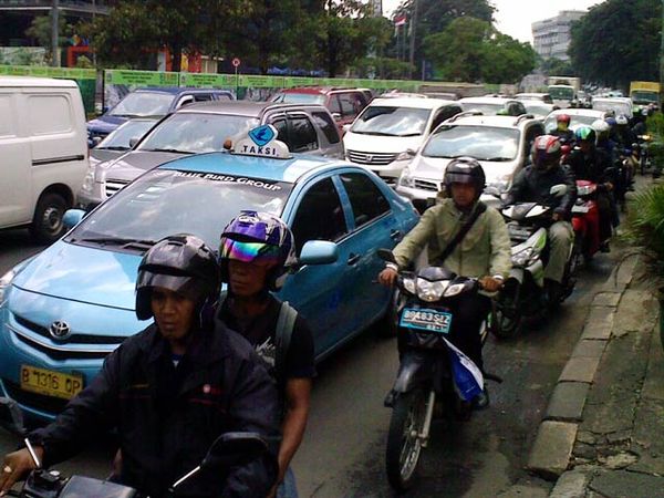 Jalan Prof Dr Satrio Mengular