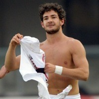 Pato Pastikan Kemenangan Milan