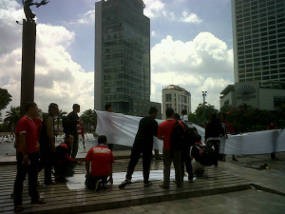 Aksi Suporter di HI Bukan untuk Dukung Siapa pun