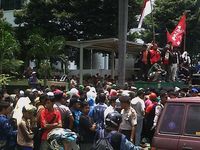 Demo Tuntut Jhony Allen Ditangkap