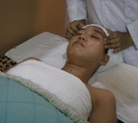 Sekali Facial Gold Mask, 30 Persen Wajah Langsung Kinclong