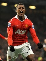 MU Resmi Ikat Evra Hingga 2014