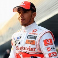 Webber Buat 139 Lap, Hamilton Terkesima & Tertawa