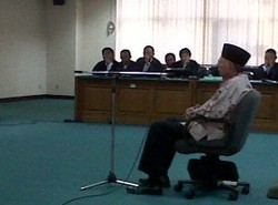 Bachtiar Chamsyah Legowo Hadapi Tuntutan Jaksa