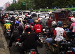 Jalur Casablanca-Satrio yang Selalu Macet