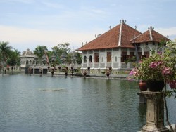 Taman Sukasada: Taman Ujung