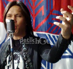 Kesulitan Once Ikut Latihan Konser Erwin Gutawa