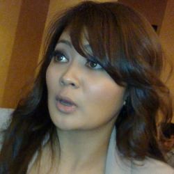 Indah Dewi Pertiwi Rela Menjomblo Demi Karier