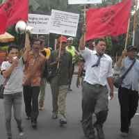 REPDEM Tuntut KPK Tidak Periksa Megawati