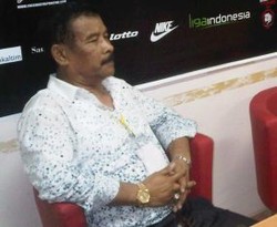 Manajer Persib Isyaratkan Pablo dan Gilang Hengkang