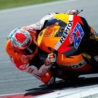 Honda Rajai Hari Pertama, Stoner Tercepat